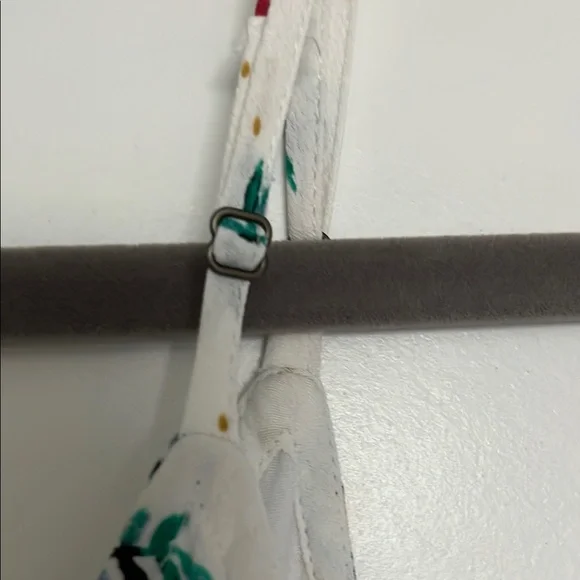 🌸 💐O'Neill White Floral Dress🌸💐 - Picture 5 of 9